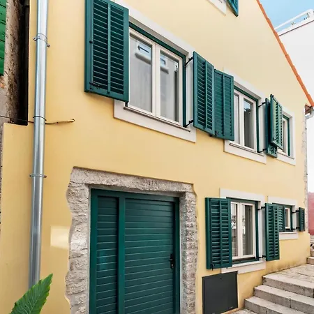 Yellow House Rovinj Exterior photo