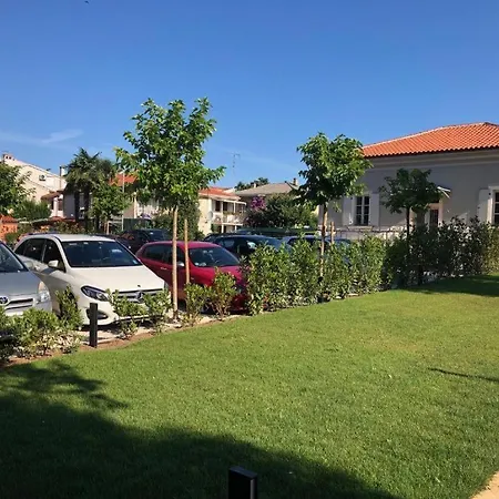 Yellow House Rovinj Exterior photo