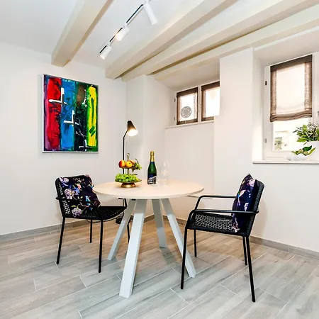 Yellow House Rovinj Room photo