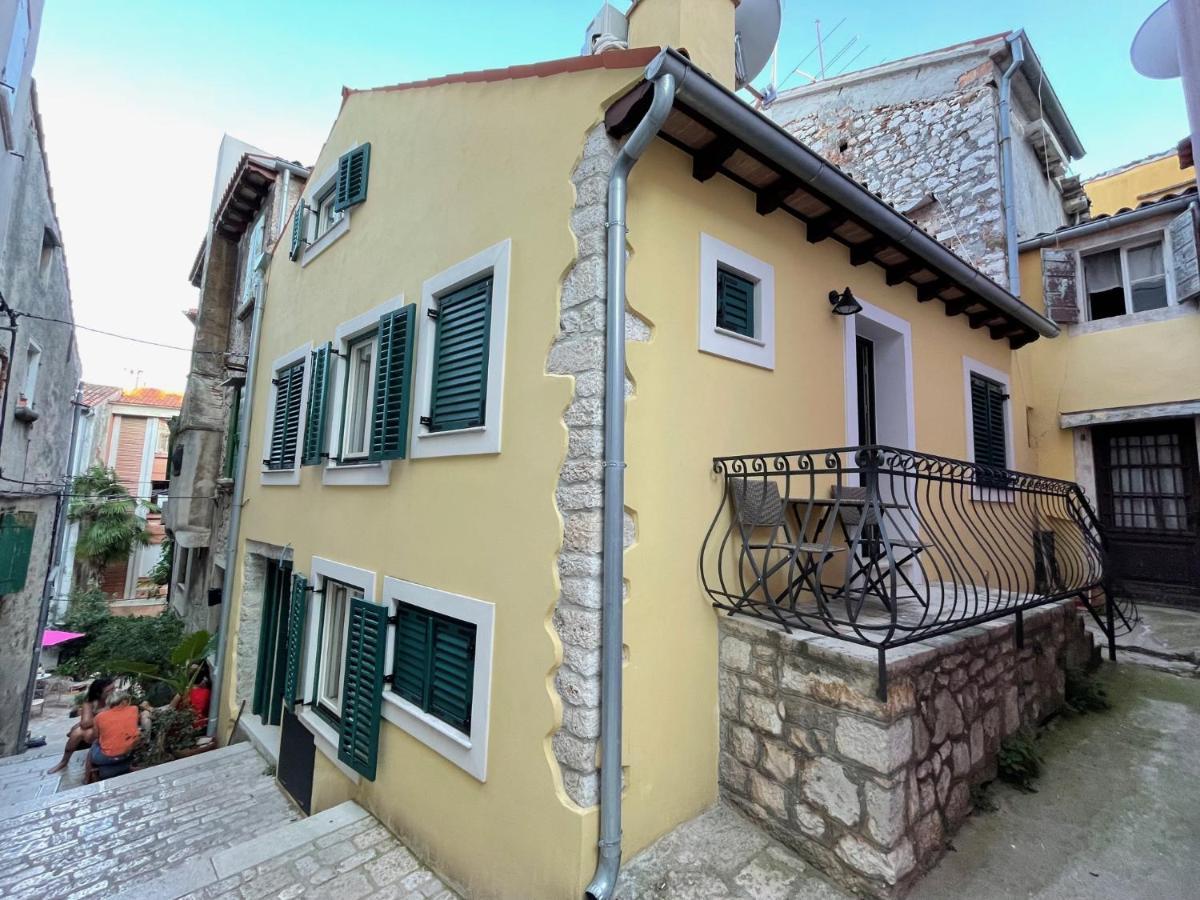 Yellow House Rovigno