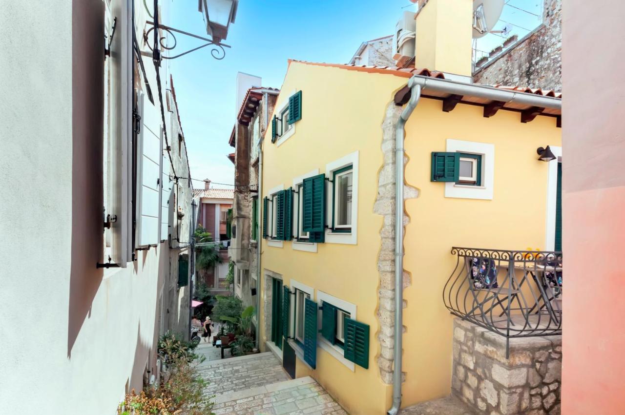 Appartamento Yellow House *