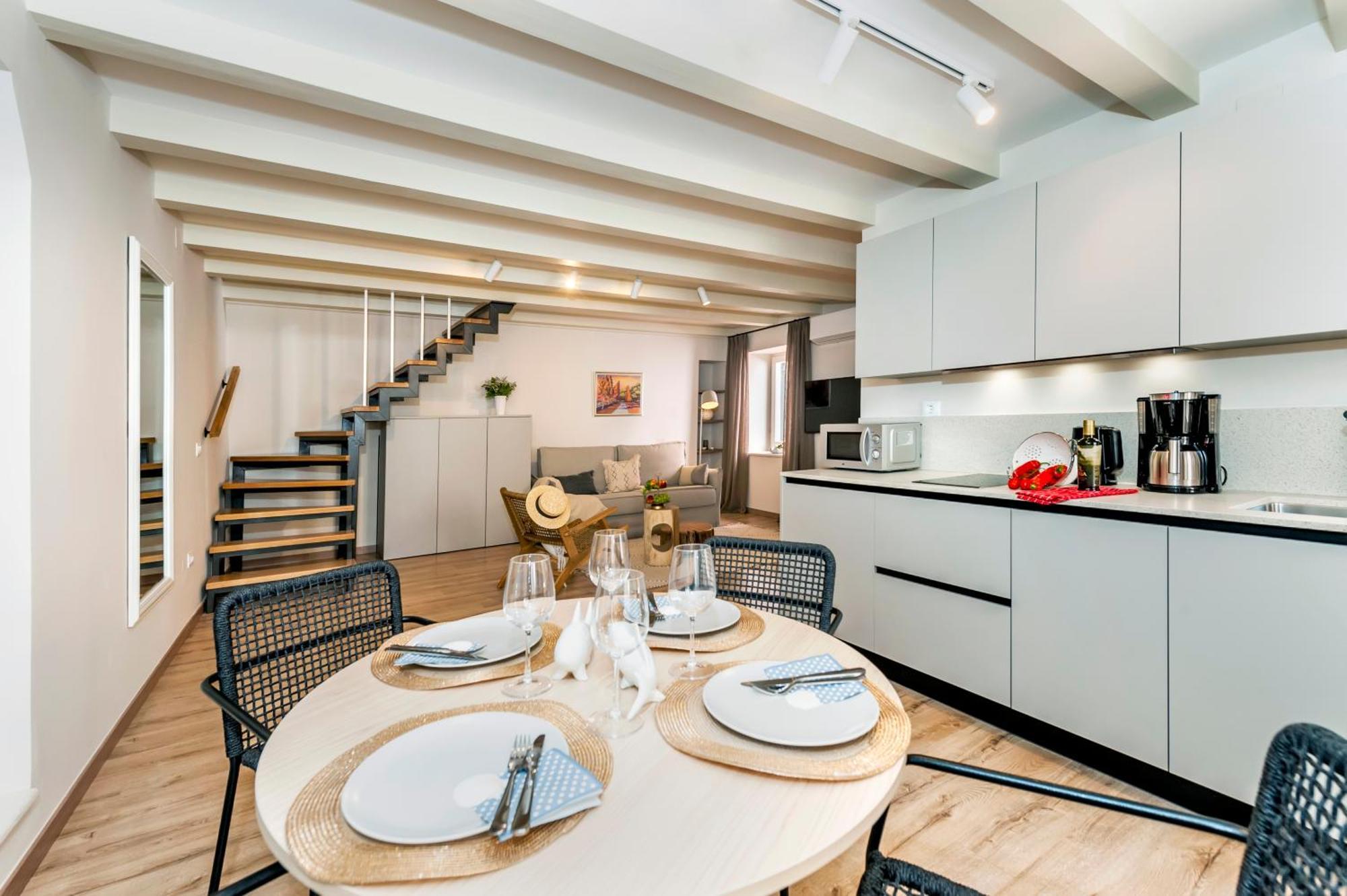 Appartamento Yellow House Rovigno